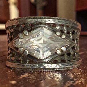 Beautiful Retired Silpada Woven Sterling Silver Rhombus Cut CZ Ring